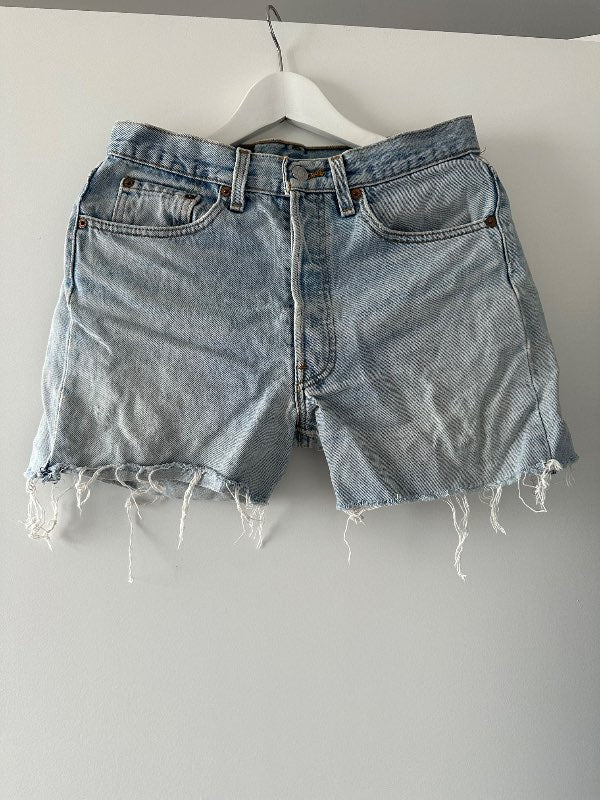 Levis 501 gallastuttbuxur