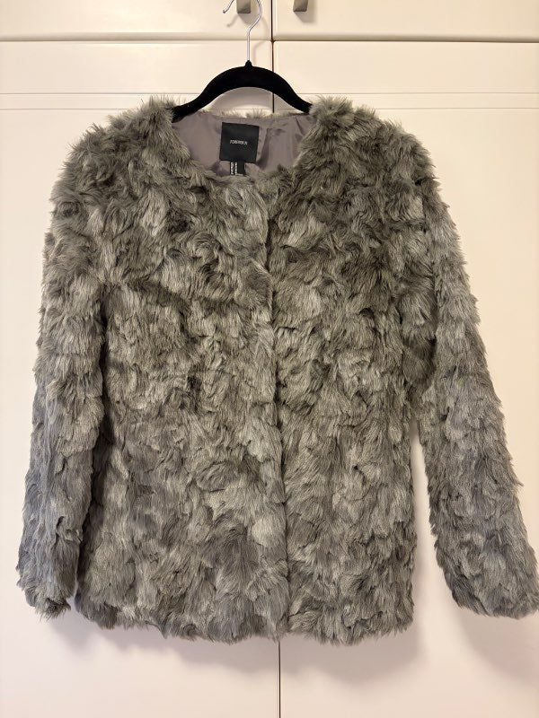 Faux fur F21 st. M