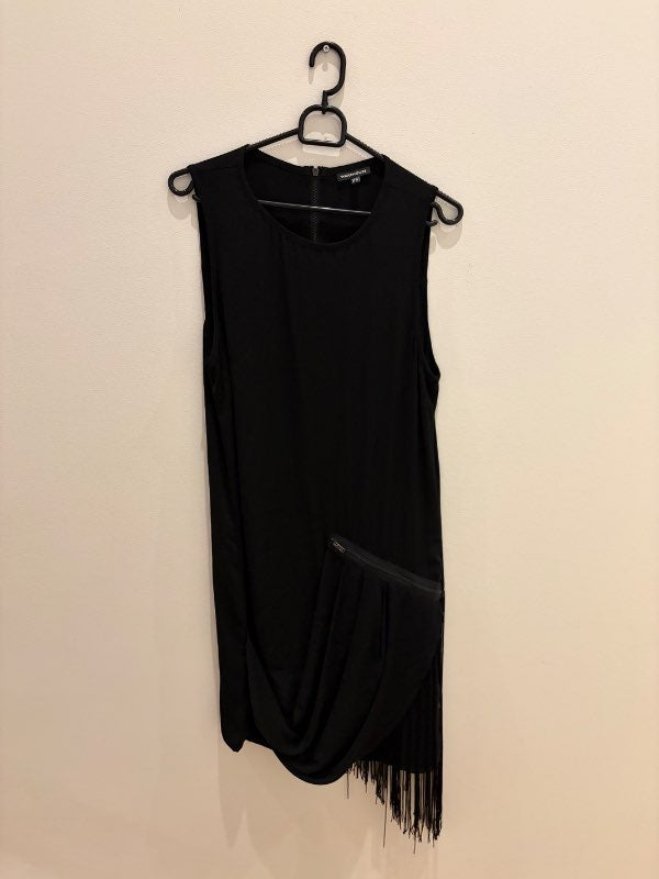 Wearhouse kjóll svartur st. 12