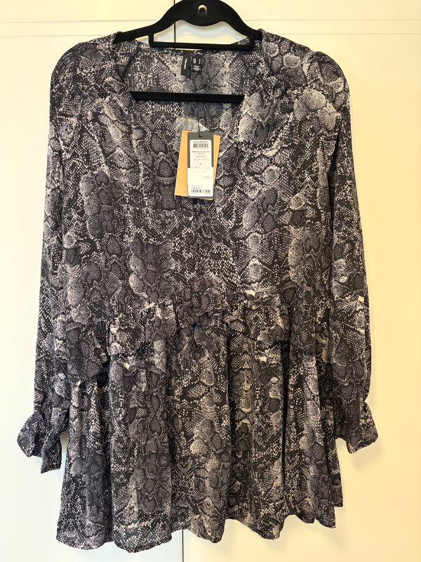 VeroModa skyrtukjóll