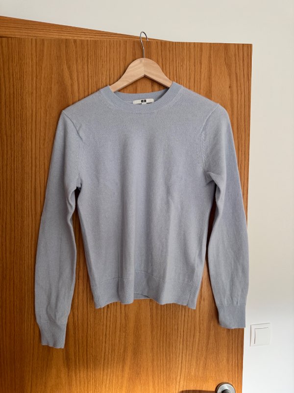 Uniqlo blá peysa