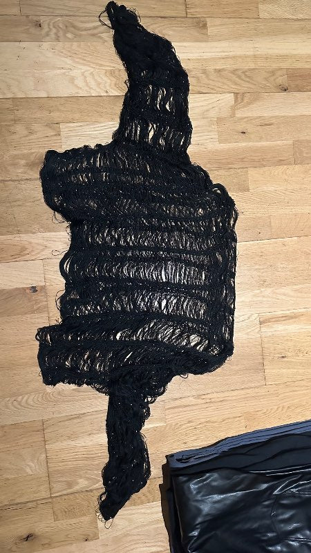 sheer peysa