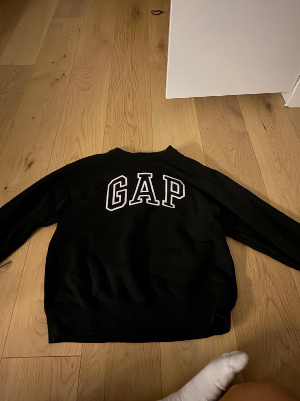 Gap peysa