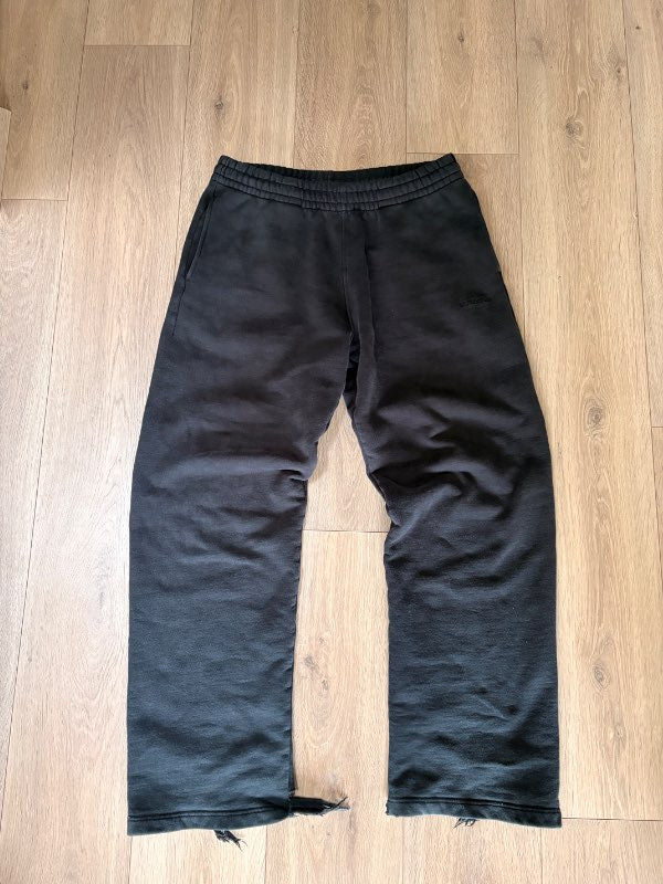 Metta svartar buxur