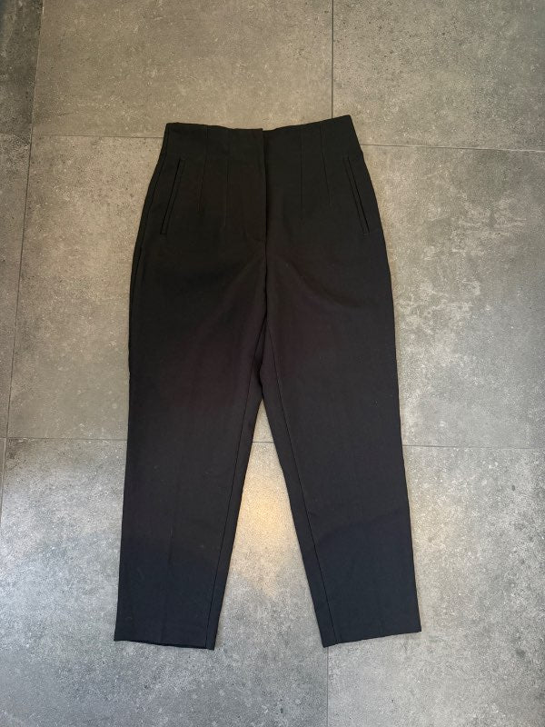 Zara buxur svartar