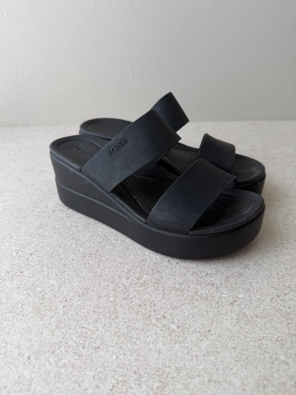 Crocs svartir