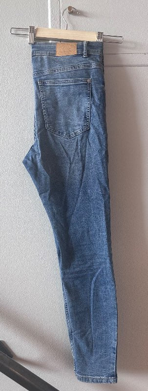Skinny jeans með teygju - high waist