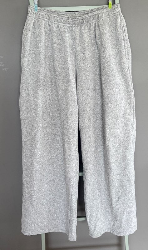 Uniqlo buxur gráar