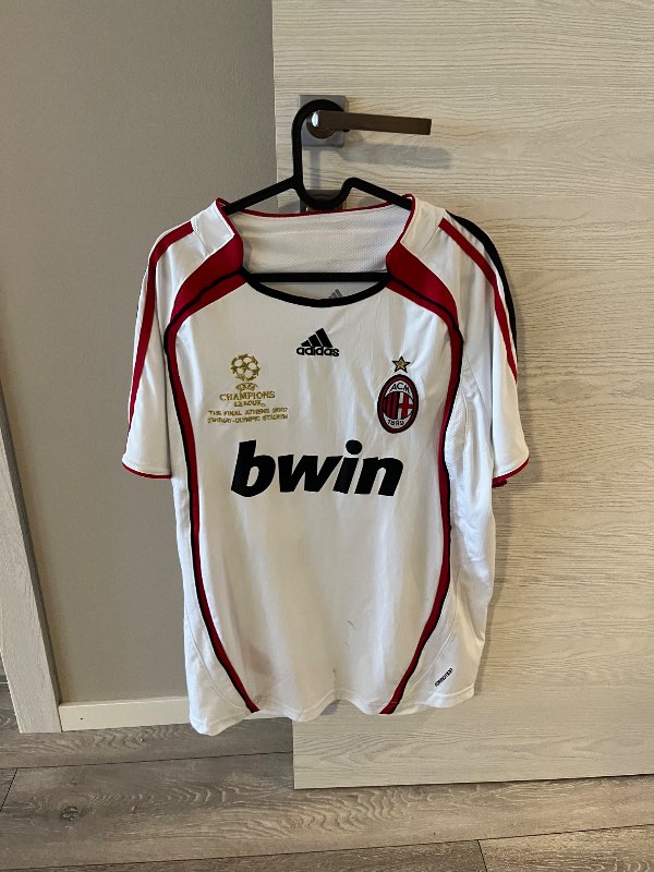 AC Milan treyja