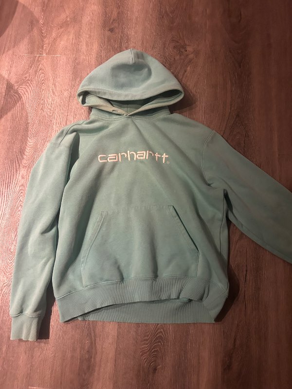 Cahartt peysa