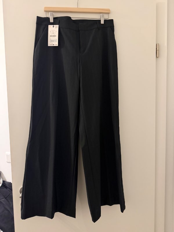 Teinóttar buxur - ZARA