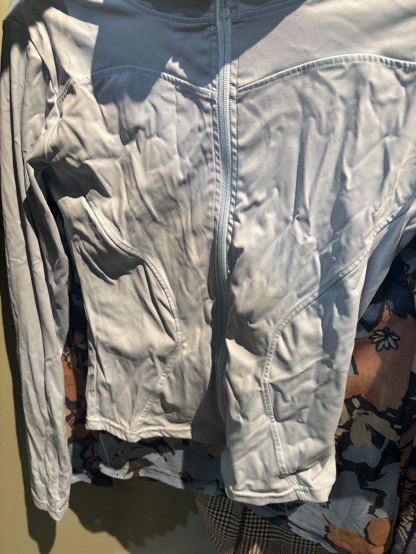 Yu & me paris iþrottapeysa