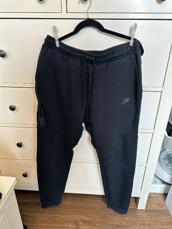 Nike tech fleece buxur