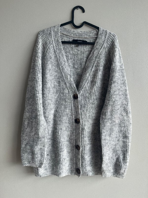 Vero Moda hneppt prjónuð peysa