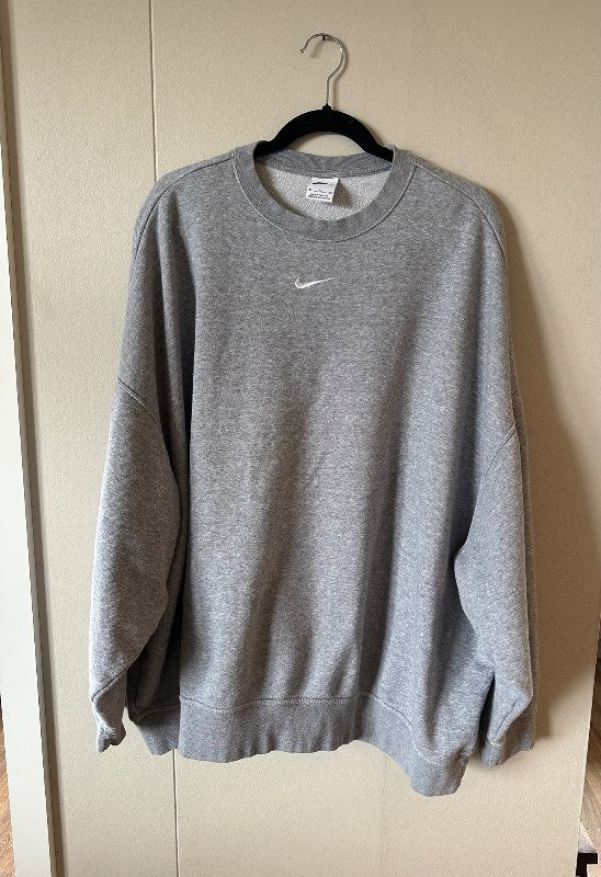 Nike grá crewneck