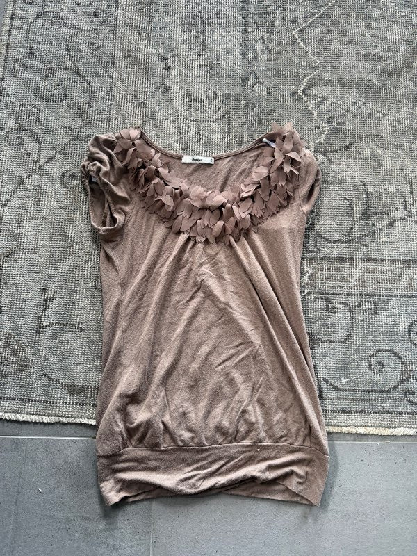 Brunn vintage bolur með fjöðrum