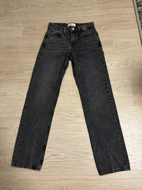 Dökkgráar pull&bear