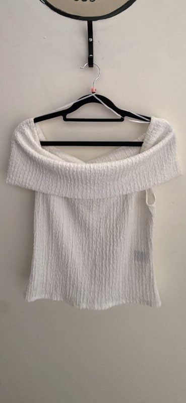 Ónotaður Off shoulder Bolur