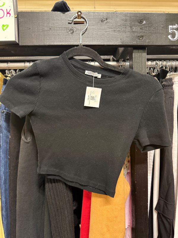 Svartur cropped bolur zara
