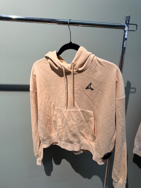 Nike Jordan gul peysa