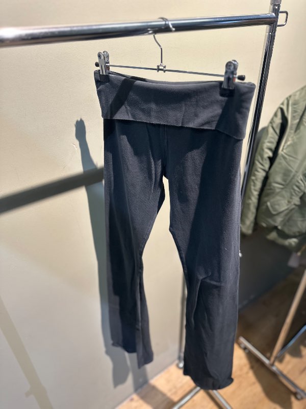 Brandy melville foldover svartar