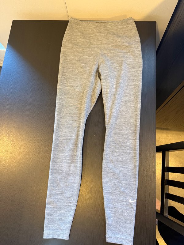 Nike æfingabuxur