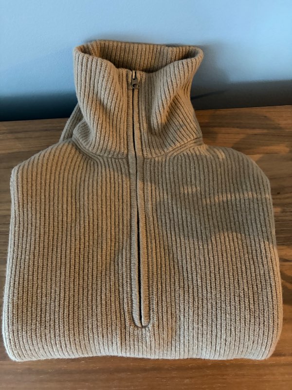 Uniqlo ullarpeysa, L