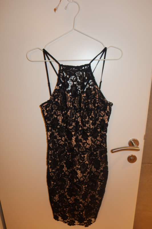 GUESS ÓNOTAÐUR svartur&beige mini kjóll