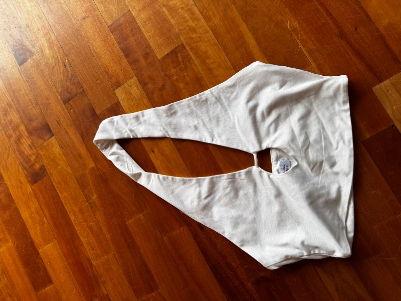 Beginning boutique hvítur halter topp bolur
