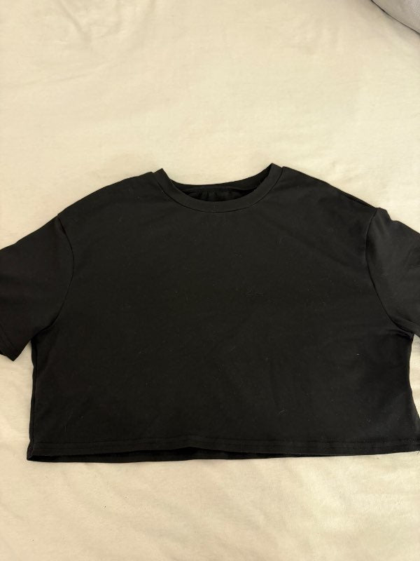Cropped svartur bolur