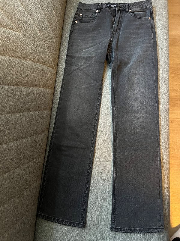 Stradivarius gallabuxur svartar