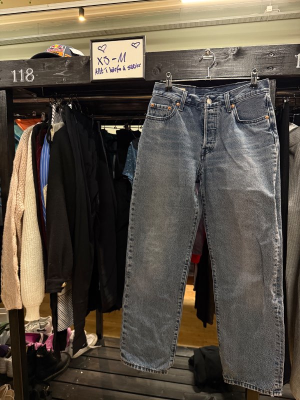 Levis 501 90s gallabuxur