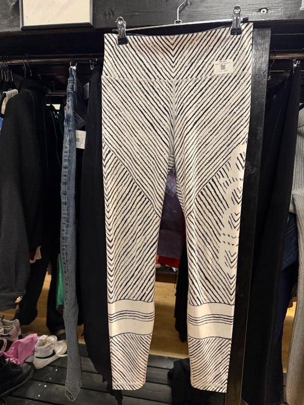 Aimn buxur svart/hvítt