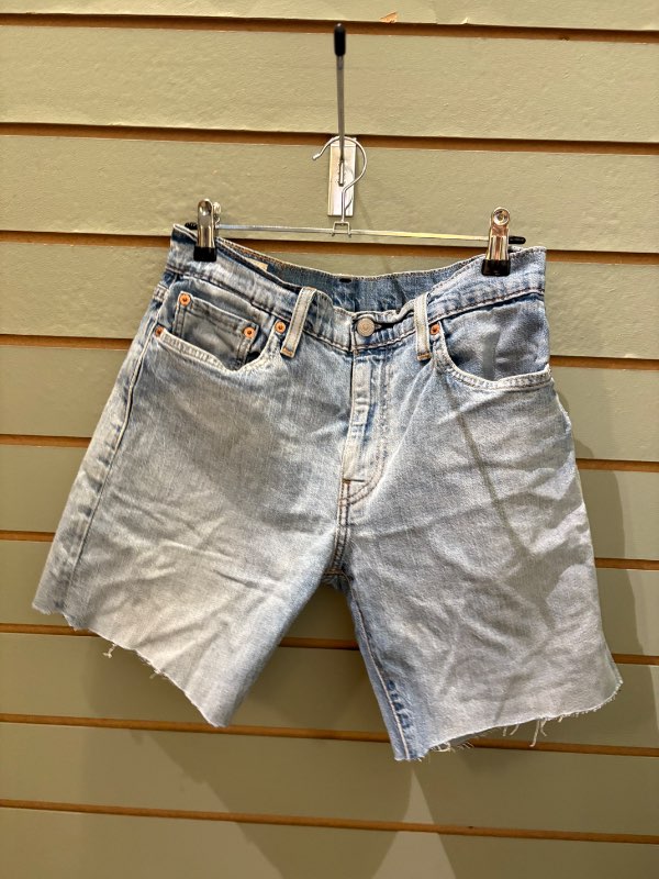 Levi’s stuttbuxur