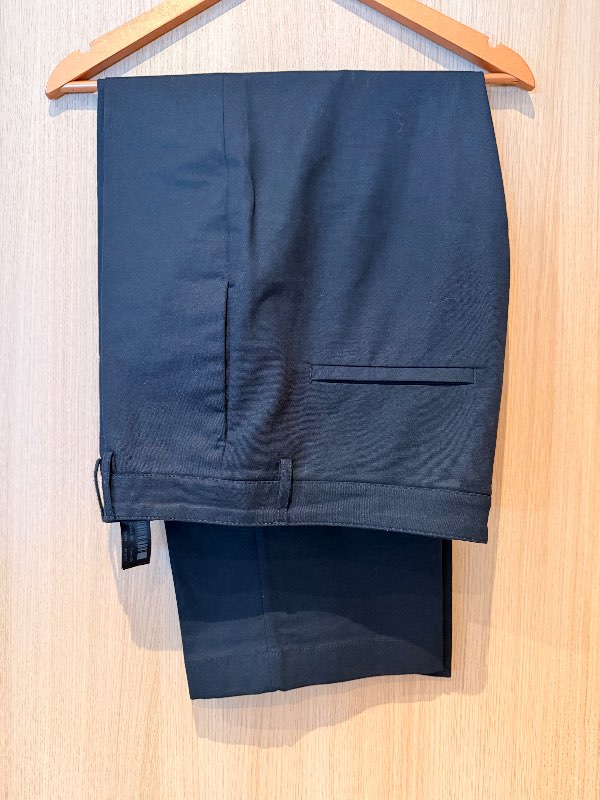 Massimo Dutti dökkbláar buxur