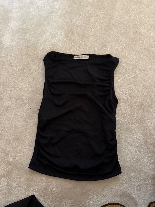 Pull and bear svartur bolur