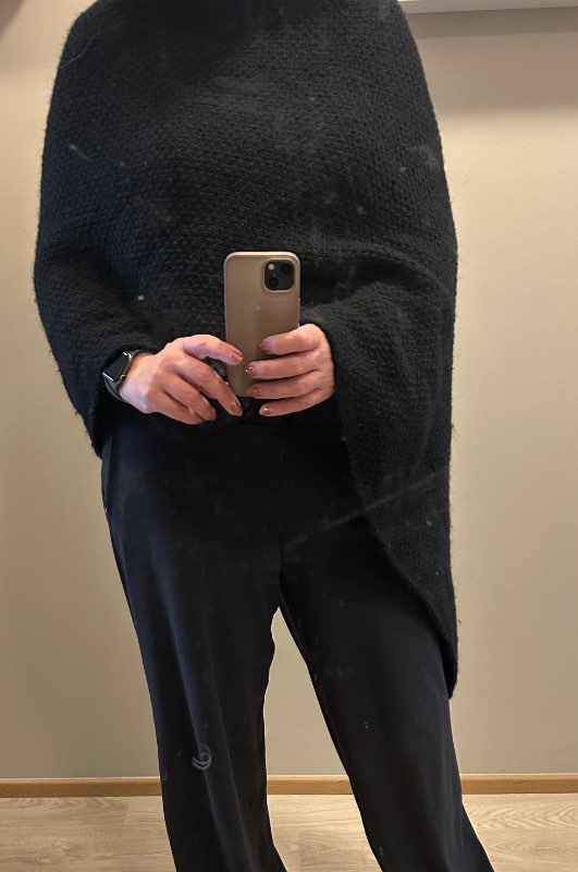 Poncho prjónað