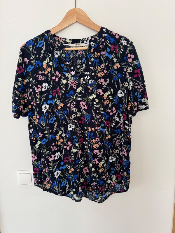 Blússa Esprit ónotuð M