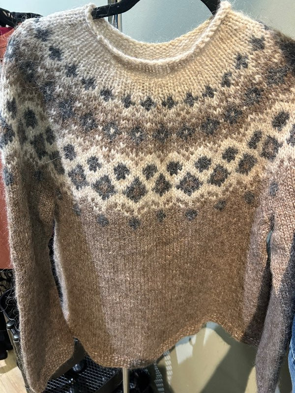Lopapeysa ónotuð