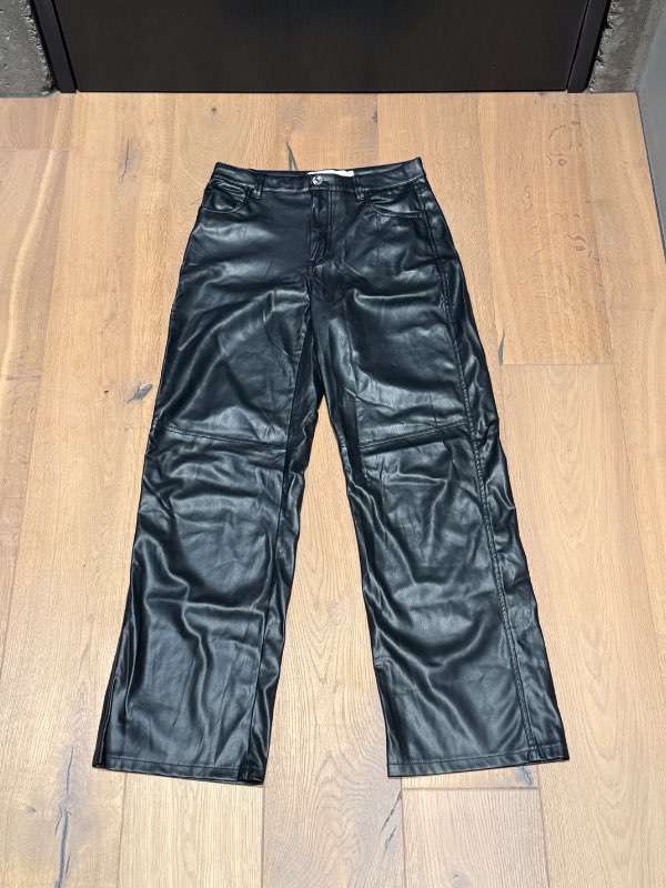 Bershka Pleðurbuxur