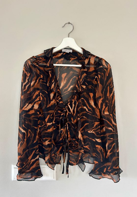 Animal print blússa