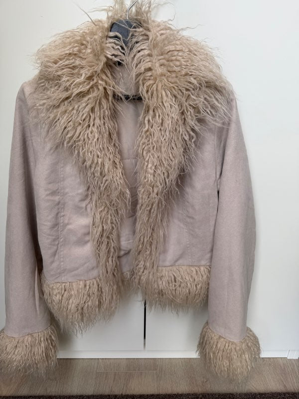 Beige loðjakki