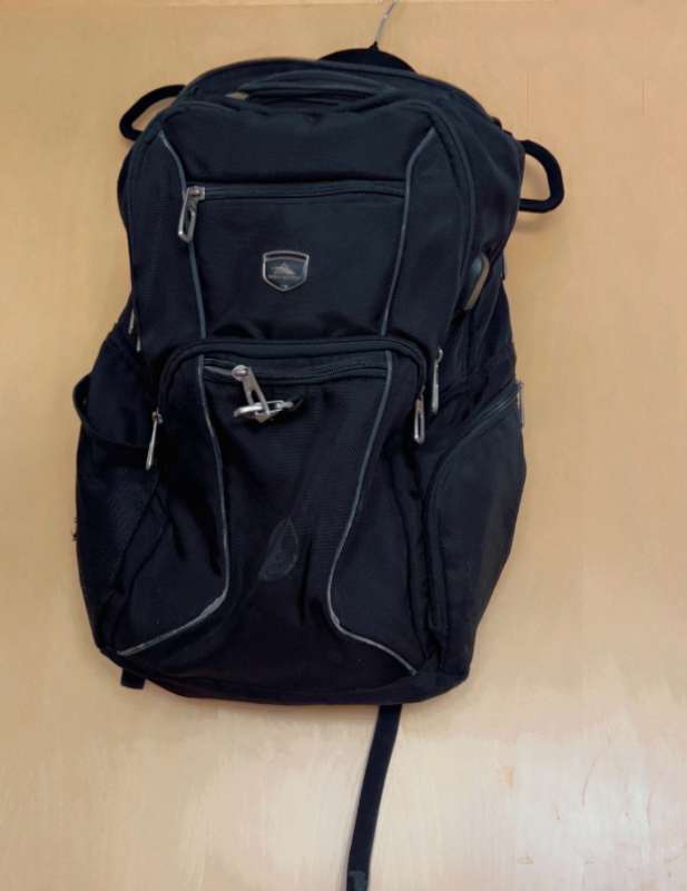 High Sierra Tösku ( BLACK )
