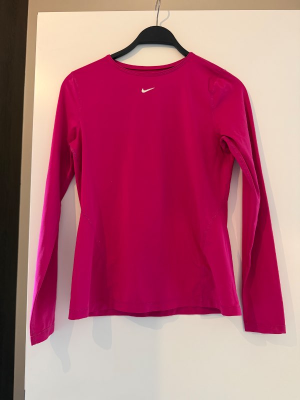 Nike langerma dökkbleikur