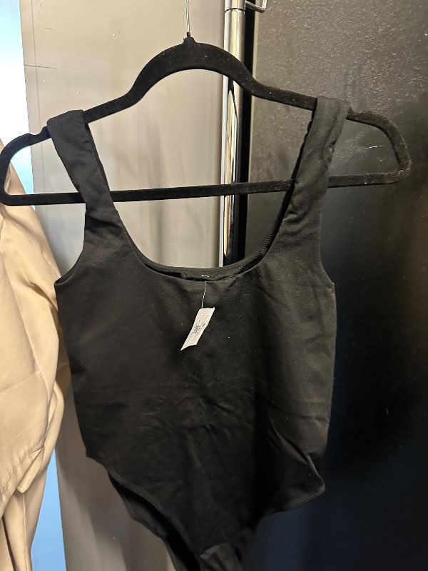 Svört samfella A new day