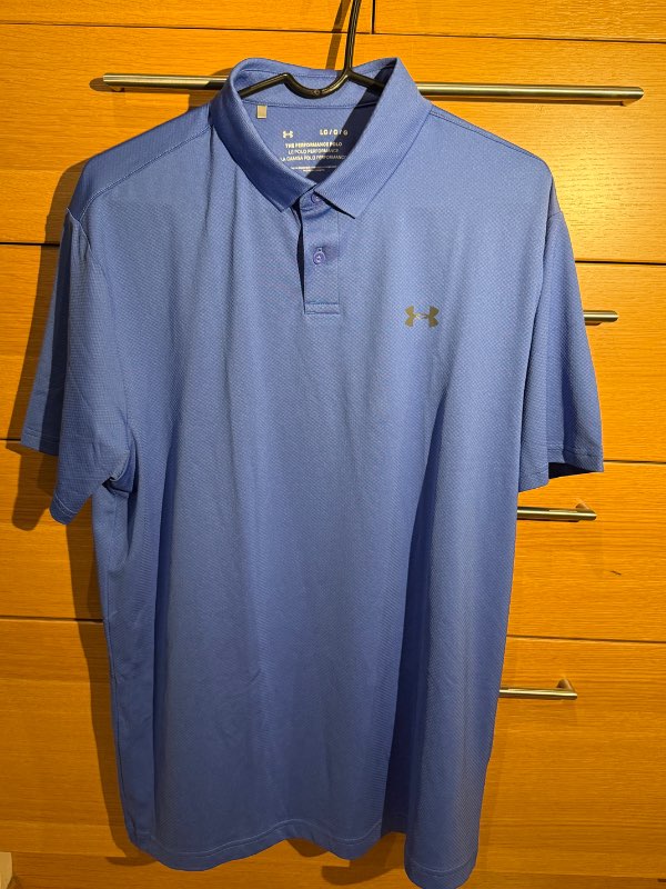 Under armour golfbolur