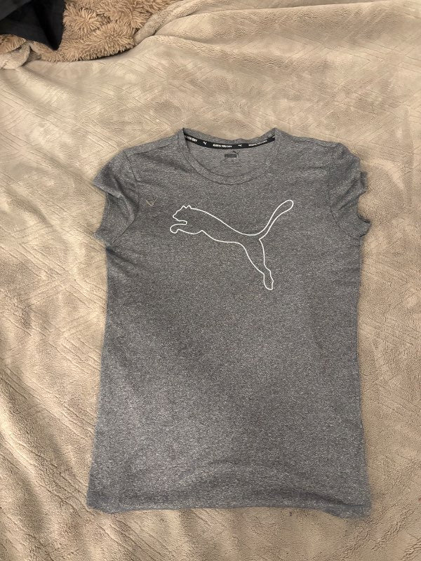Puma íþróttabolur