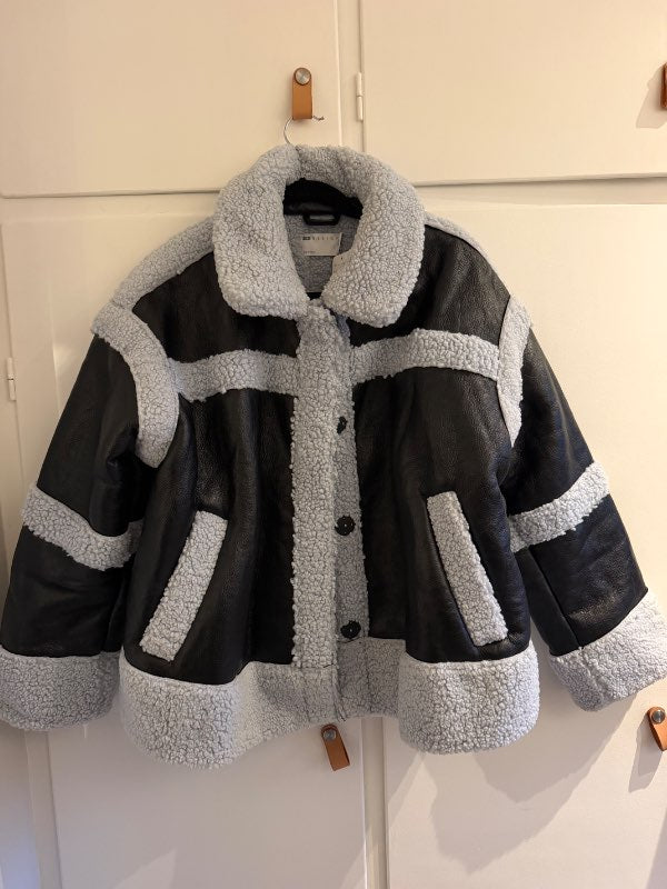ASOS sherpa jakki