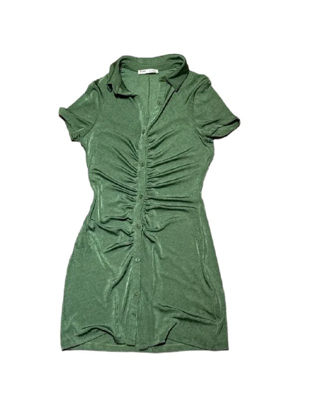 Grænn kjóll pull and bear