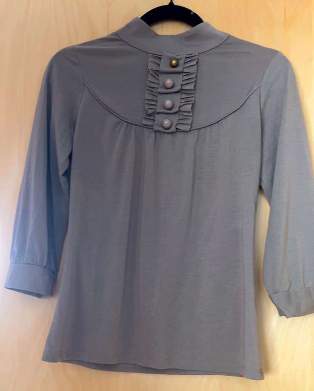 Zara Collection (Beige big cream button)